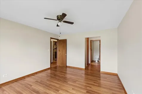 7050 Brighton Court Woodridge IL 60517