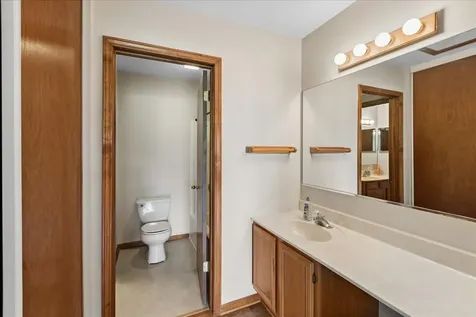 7050 Brighton Court Woodridge IL 60517