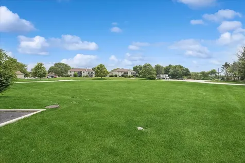 7050 Brighton Court Woodridge IL 60517