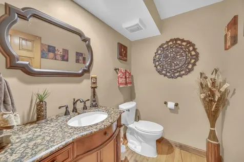 1113 Loyola Drive Libertyville IL 60048