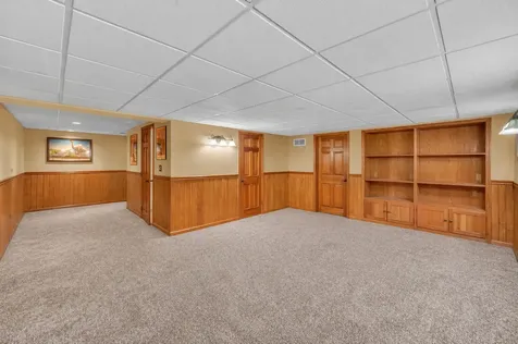 1113 Loyola Drive Libertyville IL 60048