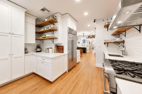 4428 North Malden Street Chicago IL 60640