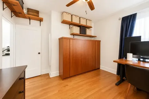 4428 North Malden Street Chicago IL 60640