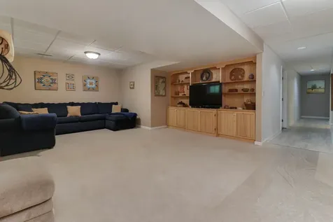 1701 Sweetbriar Drive Bloomington IL 61701