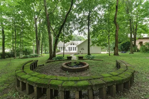 1701 Sweetbriar Drive Bloomington IL 61701