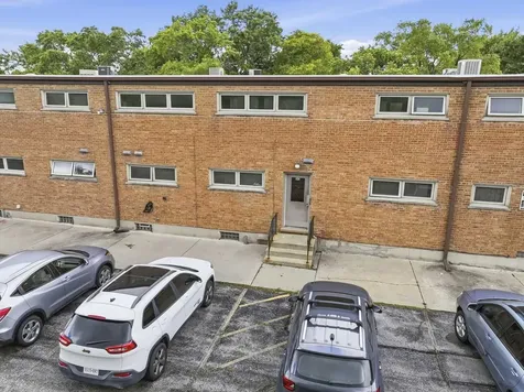 643 North Carroll Parkway Glenwood IL 60425