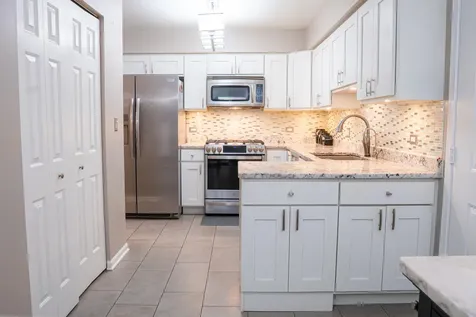 103 Hampton Boulevard Lake Bluff IL 60044