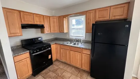 1325 East 168th Place South Holland IL 60473