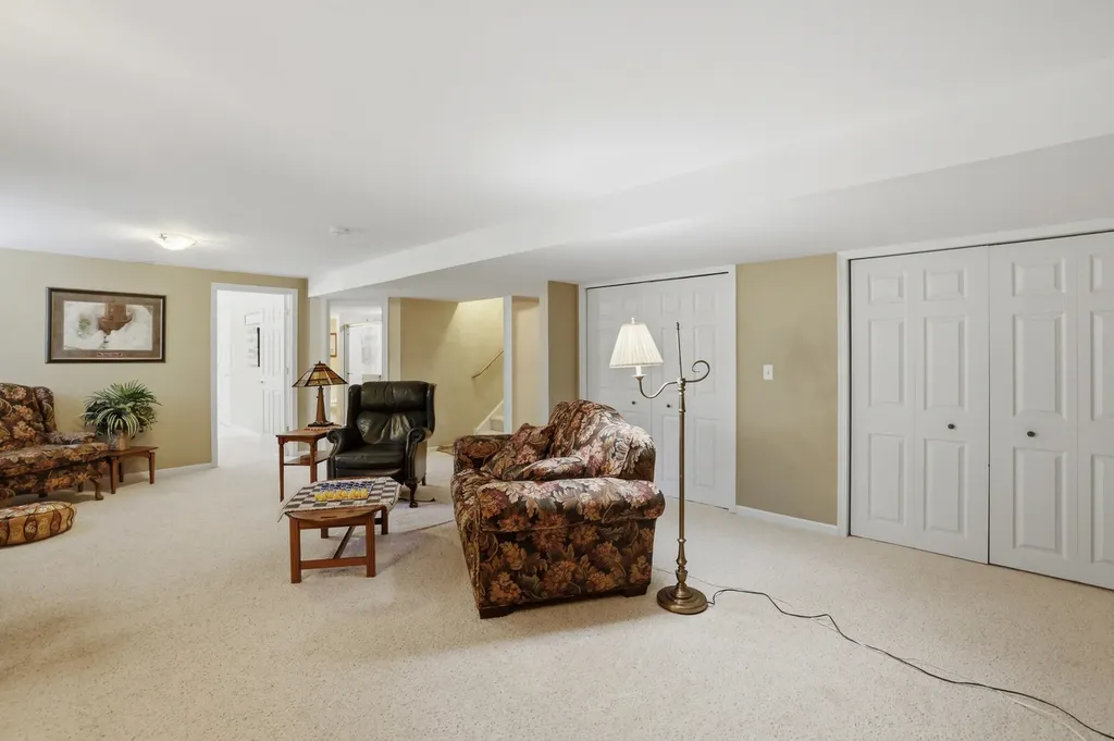 10888 Harry Drive Huntley IL 60142
