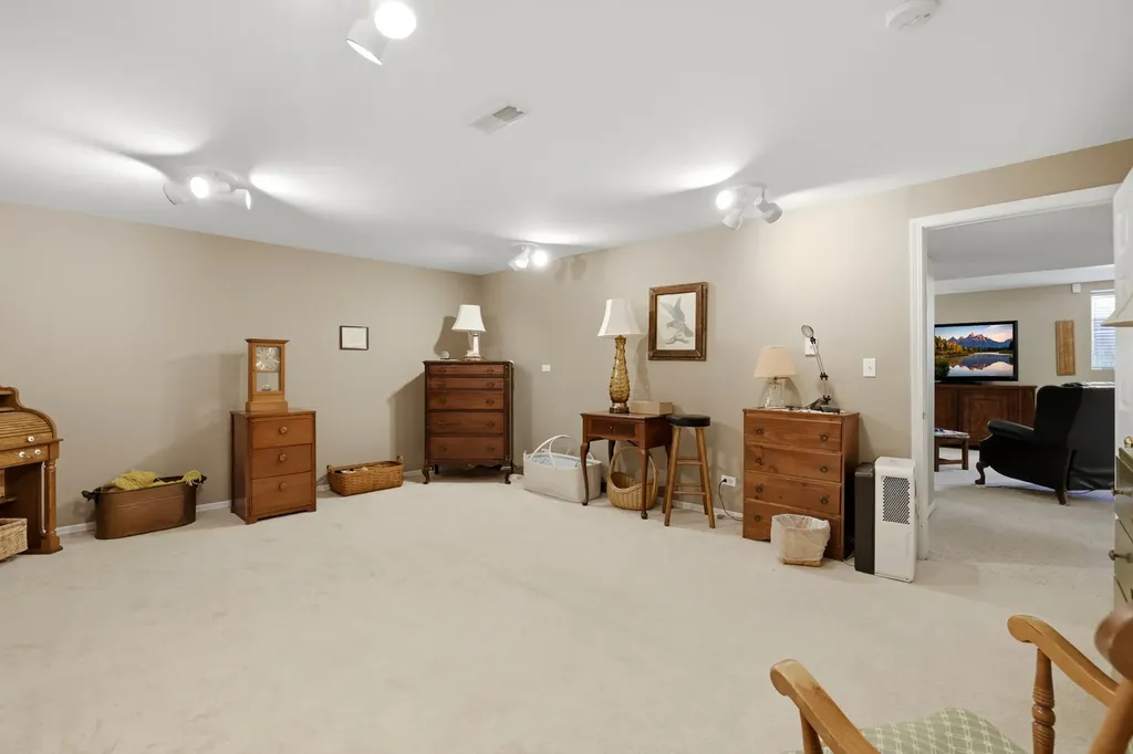 10888 Harry Drive Huntley IL 60142