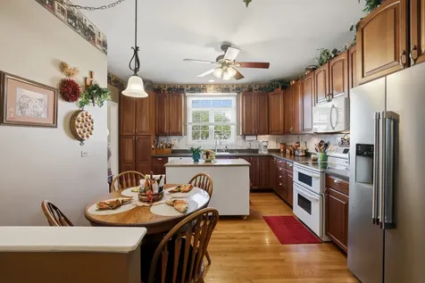 10888 Harry Drive Huntley IL 60142