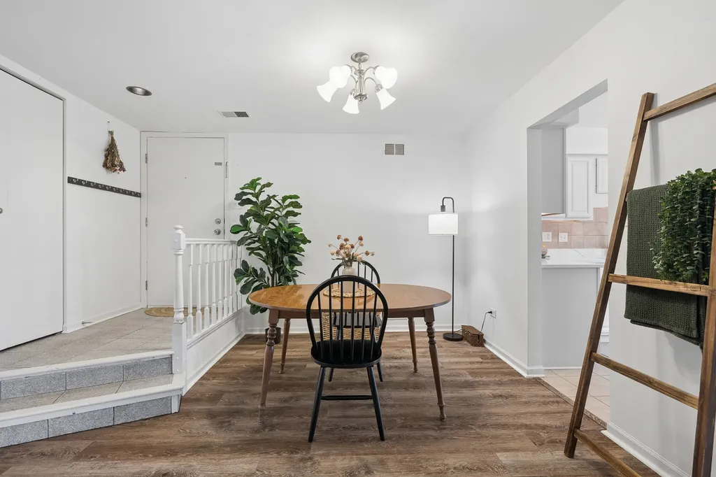9132 Sandpiper Court Orland Park IL 60462