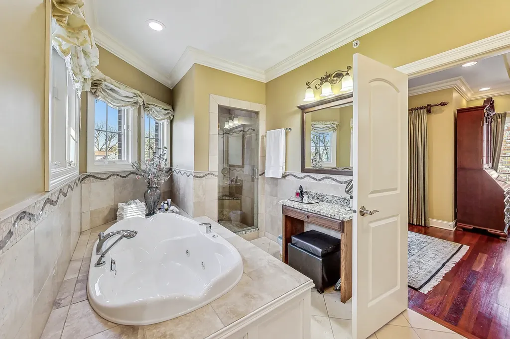428 South Clifton Avenue Park Ridge IL 60068