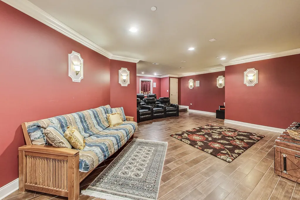 428 South Clifton Avenue Park Ridge IL 60068