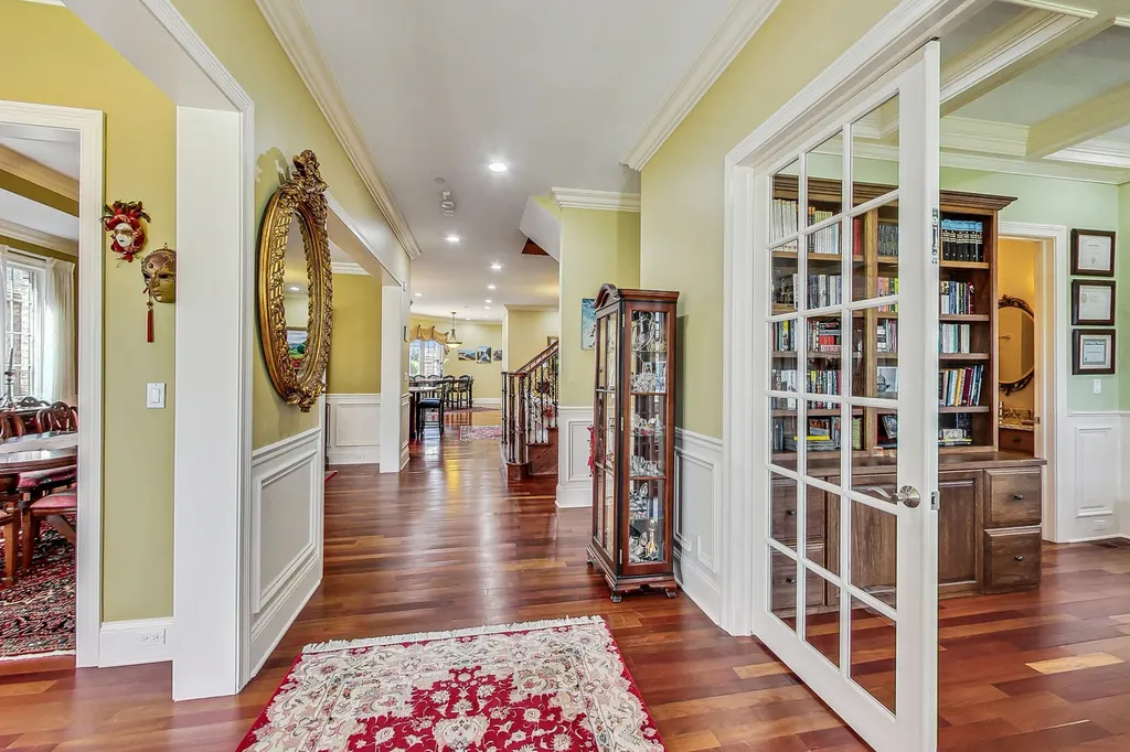 428 South Clifton Avenue Park Ridge IL 60068