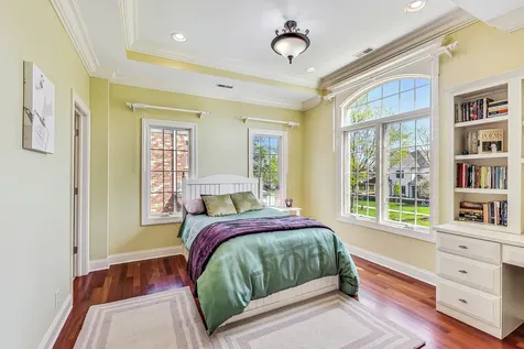 428 South Clifton Avenue Park Ridge IL 60068