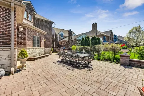 428 South Clifton Avenue Park Ridge IL 60068