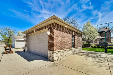 428 South Clifton Avenue Park Ridge IL 60068