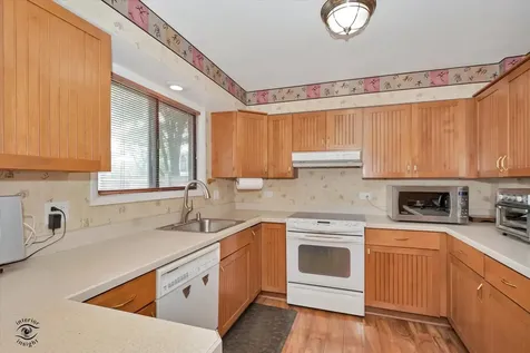 1734 Henley Street Glenview IL 60025