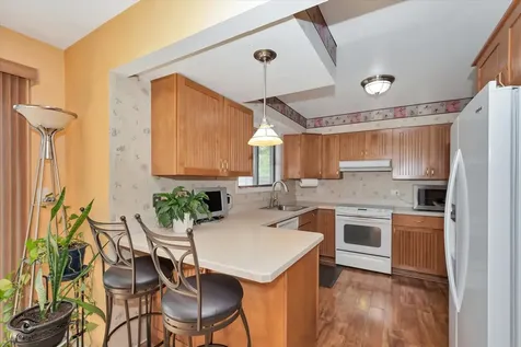 1734 Henley Street Glenview IL 60025