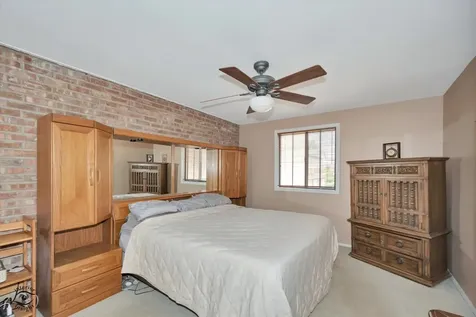 1734 Henley Street Glenview IL 60025