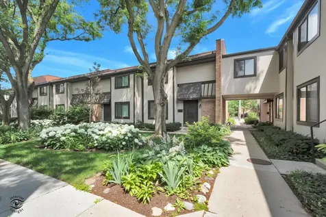 1734 Henley Street Glenview IL 60025