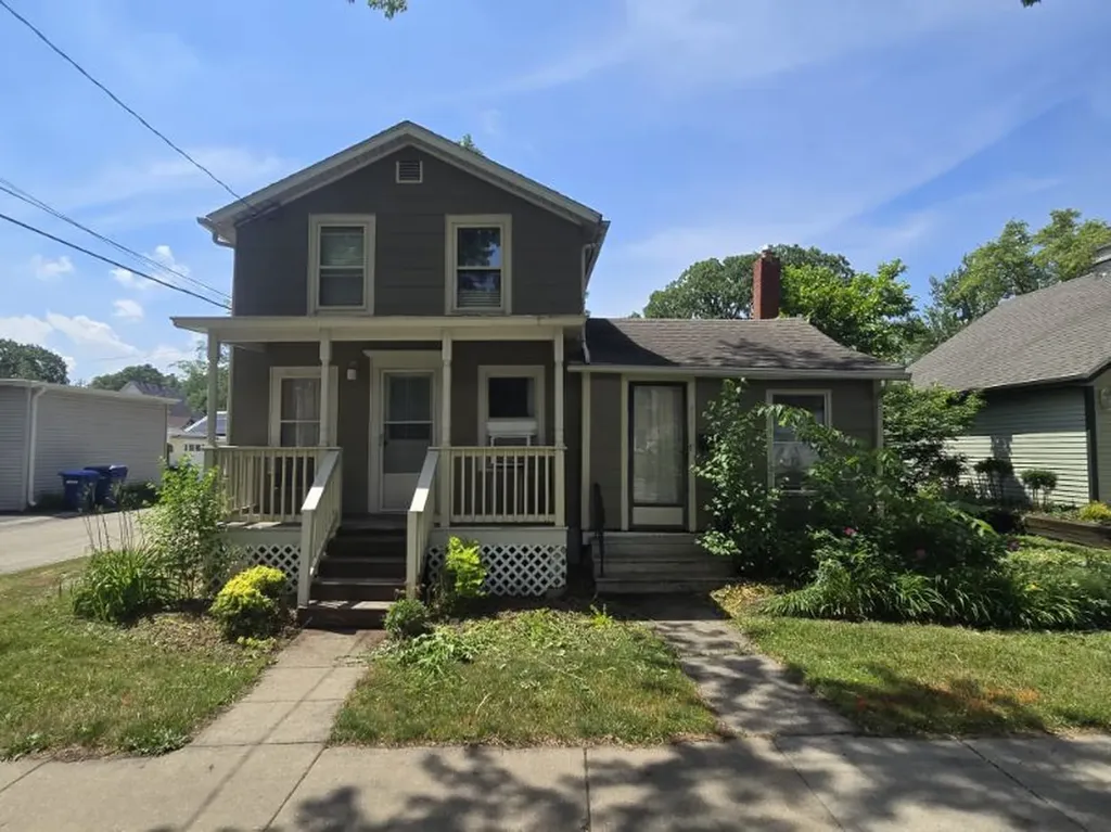 219 South 7th Street Dekalb IL 60115