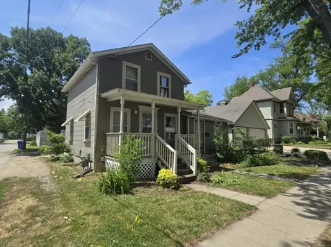 219 South 7th Street Dekalb IL 60115