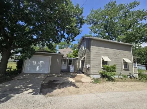 219 South 7th Street Dekalb IL 60115