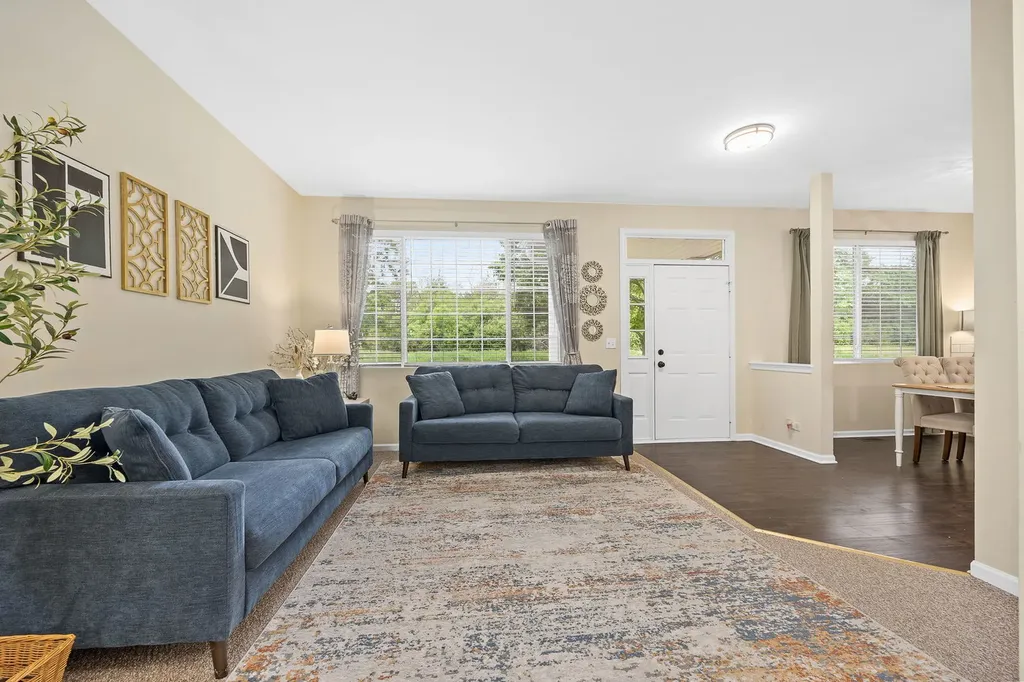 732 County Line Road Aurora IL 60502
