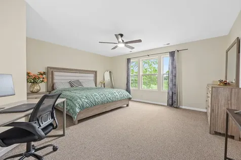 732 County Line Road Aurora IL 60502