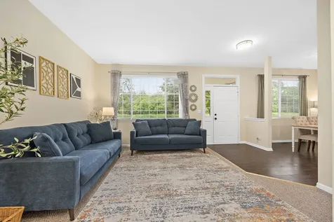 732 County Line Road Aurora IL 60502