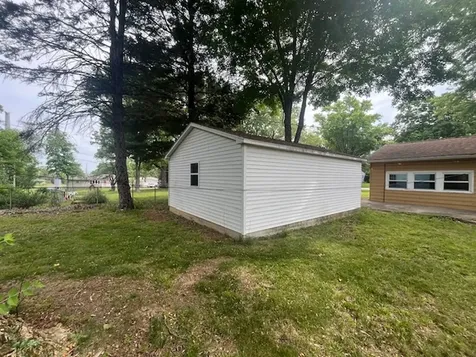 3947 North Burchard Drive Decatur IL 62526