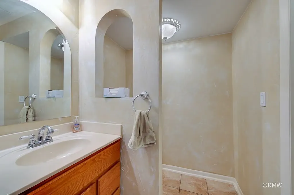 525 Timber Ridge Drive Carol Stream IL 60188