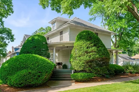 300 West Grantley Avenue Elmhurst IL 60126
