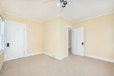 300 West Grantley Avenue Elmhurst IL 60126