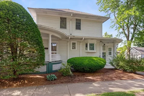 300 West Grantley Avenue Elmhurst IL 60126