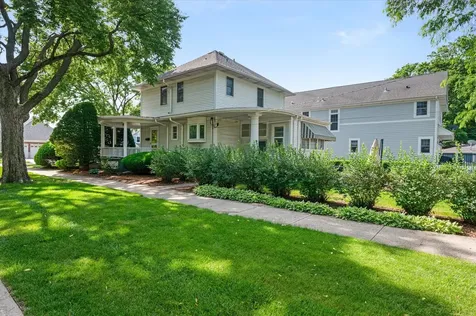 300 West Grantley Avenue Elmhurst IL 60126