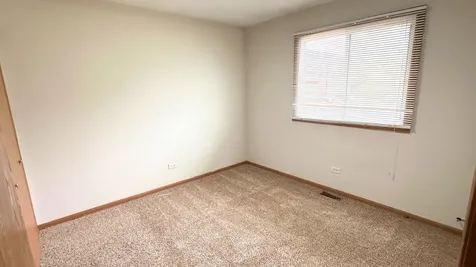 1204 East 154th Street South Holland IL 60473