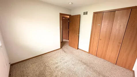 1204 East 154th Street South Holland IL 60473