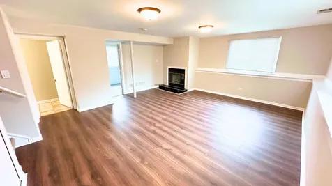 1204 East 154th Street South Holland IL 60473