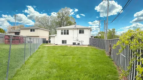 1204 East 154th Street South Holland IL 60473