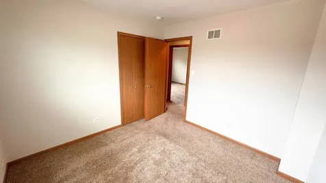 1204 East 154th Street South Holland IL 60473