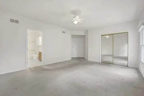 3063 Rosebrook Circle Westchester IL 60154