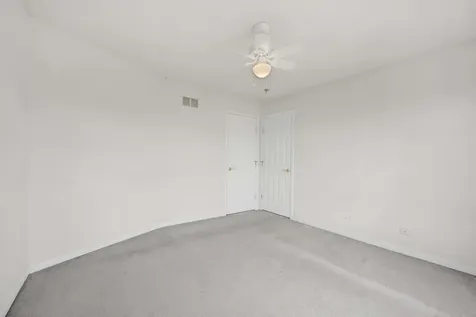 3063 Rosebrook Circle Westchester IL 60154