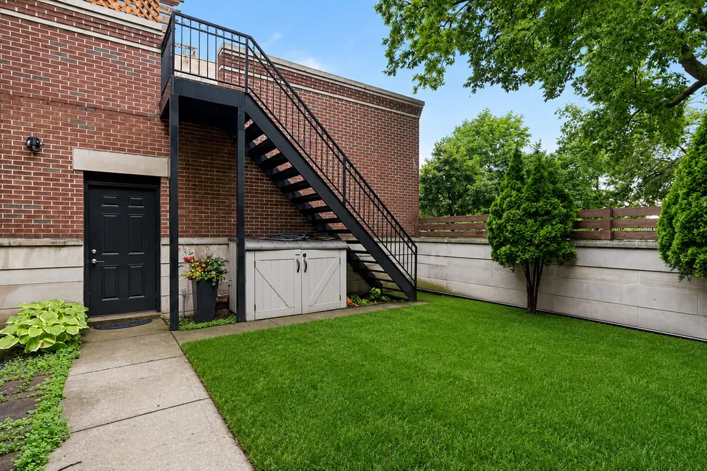 2157 West Potomac Avenue Chicago IL 60622