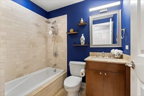 2157 West Potomac Avenue Chicago IL 60622