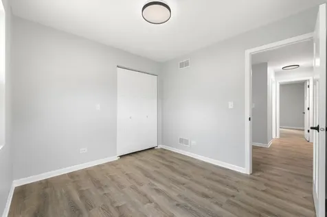 15622 Millard Avenue Markham IL 60428