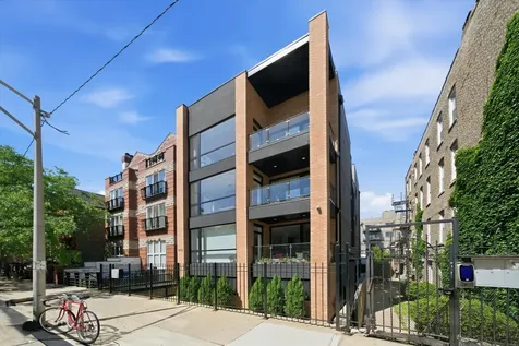 1450 North Bosworth Avenue Chicago IL 60622