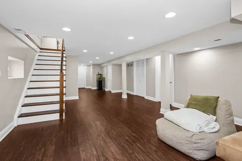 5654 West Cornelia Avenue Chicago IL 60634